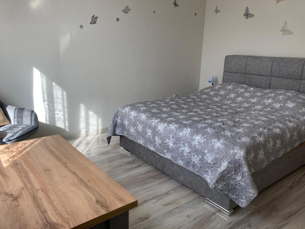 Kristaly Apartman Эгер Экстерьер фото